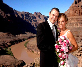 Хотите необычной свадьбы? Свадьба в Гранд-Каньоне - специальное предложение туроператора по США Cosmopolitan Travel!